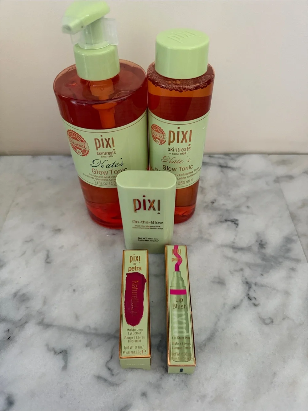 NEW Pixi Skintreats Glow Tonic